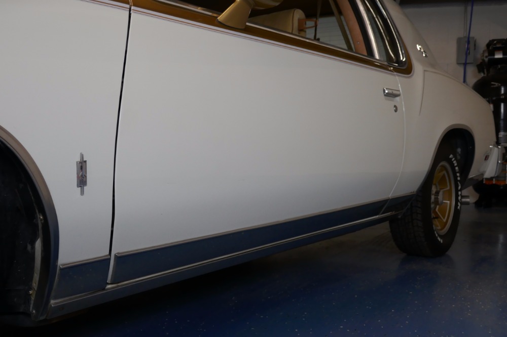 Used 1979 Oldsmobile Cutlass -HURST W30-VERY LOW MILES-ALL ORIGINAL CAR- SEE VIDEO | Mundelein, IL
