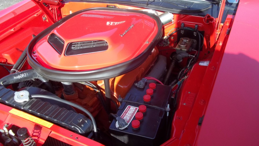 Used 1970 Plymouth Barracuda/Cuda - 440 4-SPEED 6-PACK -SHAKER HOOD-SHOW QUALITY- V-CODE NUT AND BOLT RESTO | Mundelein, IL