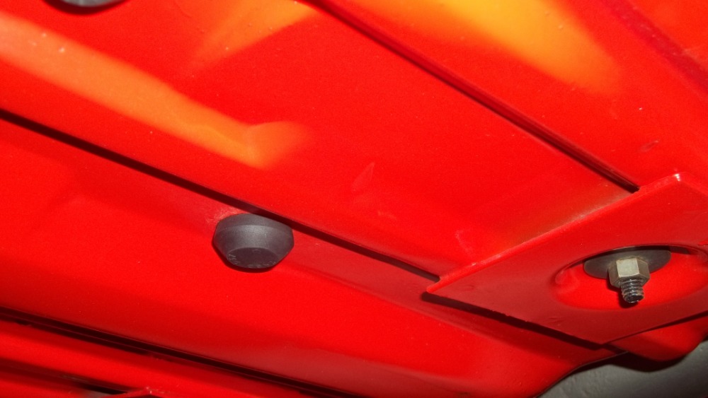 Used 1970 Plymouth Barracuda/Cuda - 440 4-SPEED 6-PACK -SHAKER HOOD-SHOW QUALITY- V-CODE NUT AND BOLT RESTO | Mundelein, IL