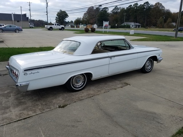 Used 1962 Chevrolet Impala -ANNIVERSARY GOLD HARDTOP COUPE-DRIVE AND RESTORE | Mundelein, IL