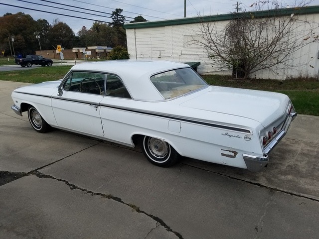 Used 1962 Chevrolet Impala -ANNIVERSARY GOLD HARDTOP COUPE-DRIVE AND RESTORE | Mundelein, IL