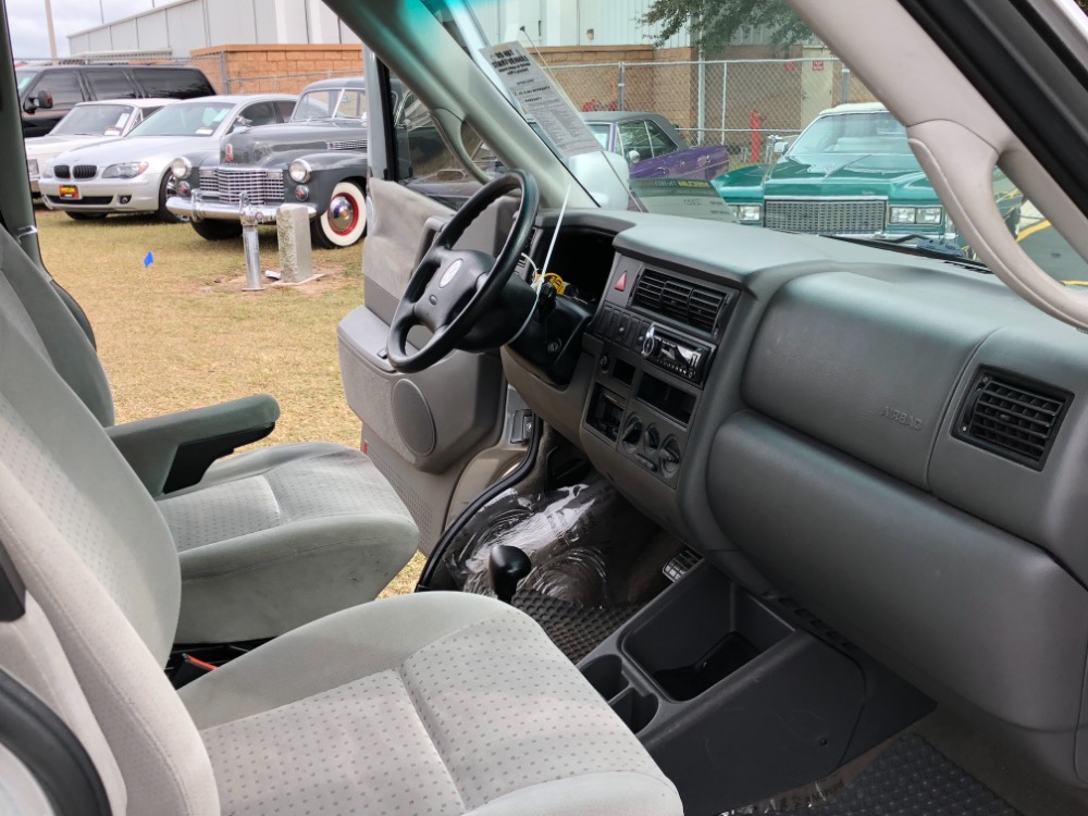 Used 2002 Volkswagen Eurovan - ROAD TRIP CRUISER- | Mundelein, IL