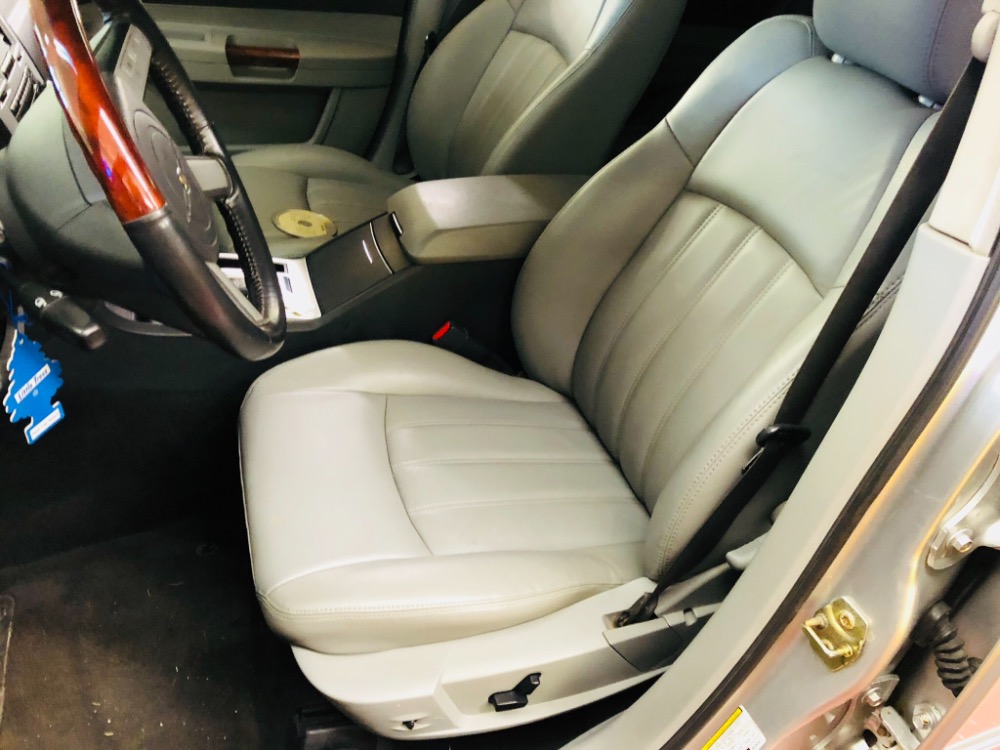 Used 2006 Dodge Magnum -AWD- 300C STYLING- 5.7 L HEMI - WAGON | Mundelein, IL