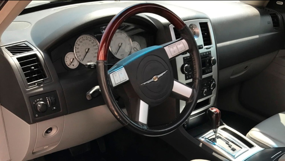 Used 2006 Dodge Magnum -AWD- 300C STYLING- 5.7 L HEMI - WAGON | Mundelein, IL
