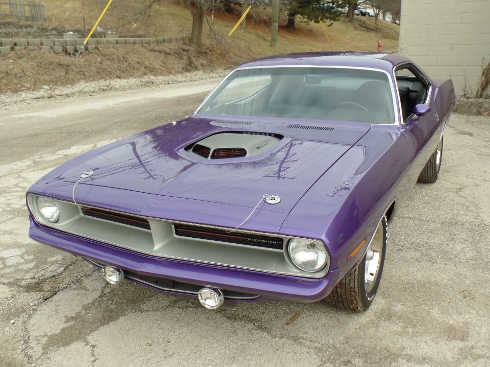 Used 1970 Plymouth Barracuda/Cuda - 2017 COMPLETE NUT AND BOLT RESTORATION- BROADCAST SHEET - SEE VIDEO | Mundelein, IL