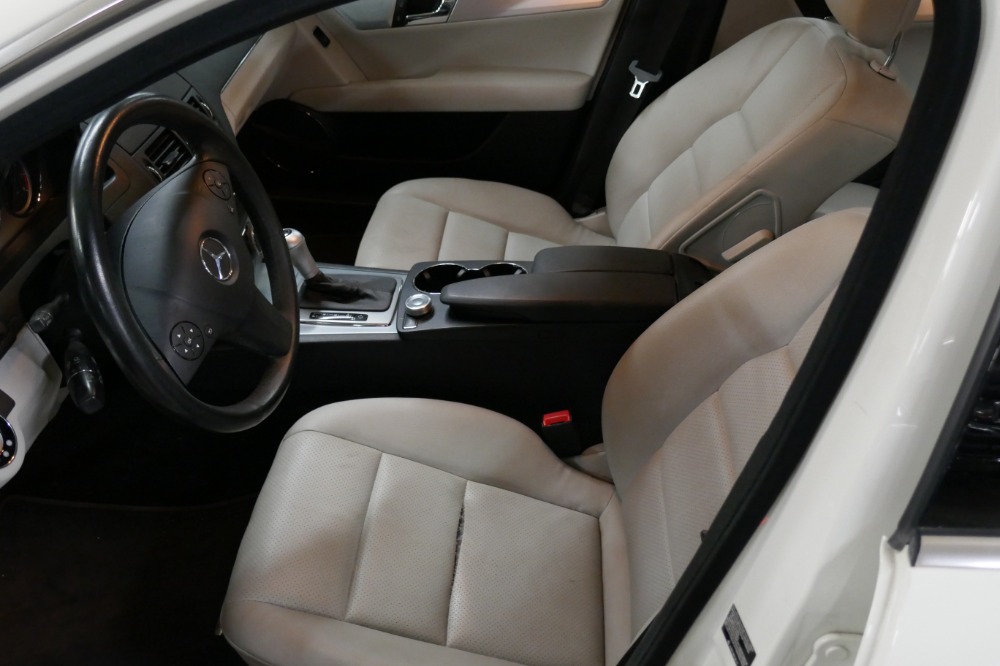 Used 2008 Mercedes Benz C 300 CLEAN - C CLASS SEDAN- | Mundelein, IL