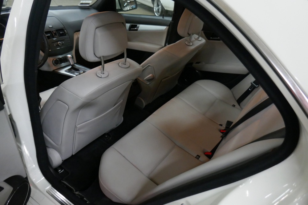 Used 2008 Mercedes Benz C 300 CLEAN - C CLASS SEDAN- | Mundelein, IL