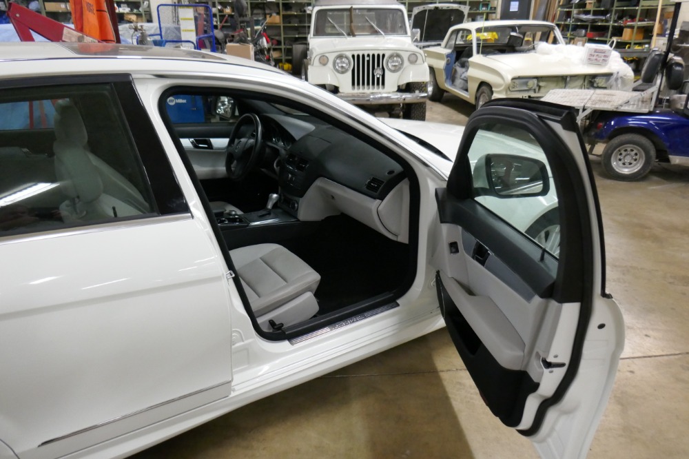 Used 2008 Mercedes Benz C 300 CLEAN - C CLASS SEDAN- | Mundelein, IL