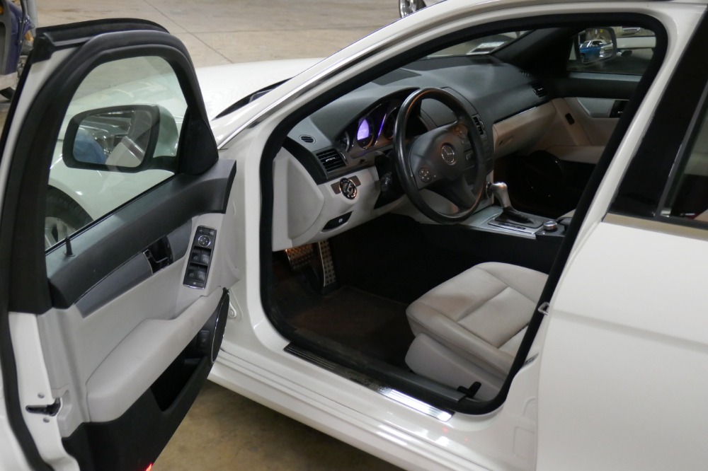 Used 2008 Mercedes Benz C 300 CLEAN - C CLASS SEDAN- | Mundelein, IL
