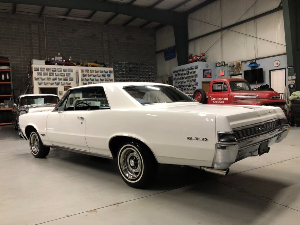 Used 1965 Pontiac GTO -389 ENGINE-4 SPEED- PHS DOCUMENTED- | Mundelein, IL