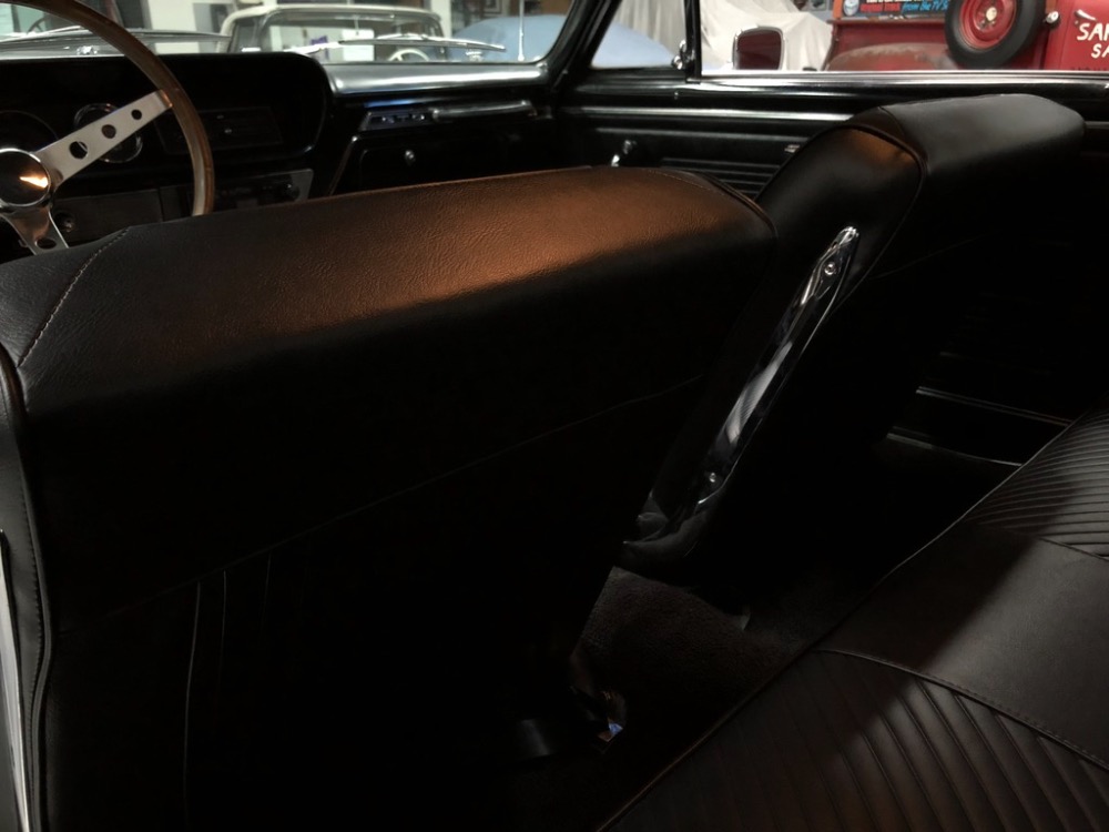 Used 1965 Pontiac GTO -389 ENGINE-4 SPEED- PHS DOCUMENTED- | Mundelein, IL