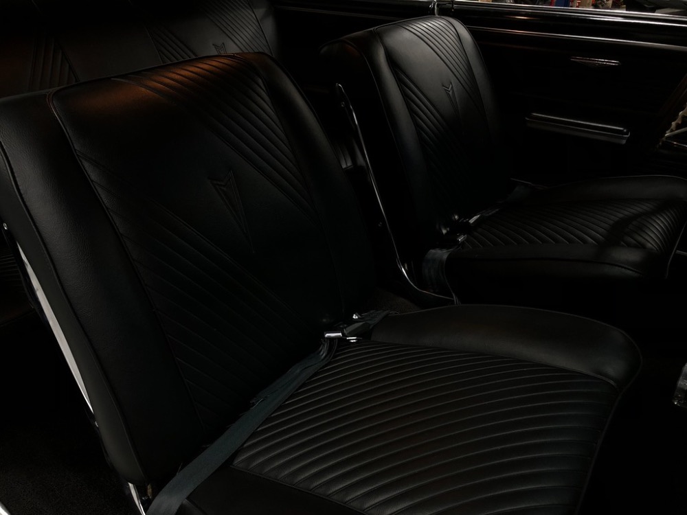 Used 1965 Pontiac GTO -389 ENGINE-4 SPEED- PHS DOCUMENTED- | Mundelein, IL