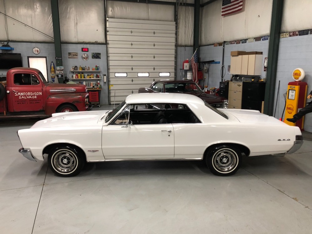 Used 1965 Pontiac GTO -389 ENGINE-4 SPEED- PHS DOCUMENTED- | Mundelein, IL