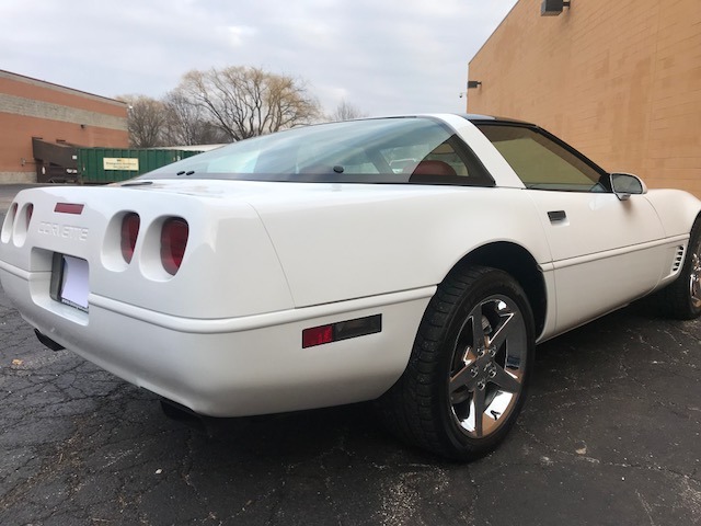 Used 1995 Chevrolet Corvette - 5.7 L V8 - LOW MILES - CLEAN CAR FAX | Mundelein, IL