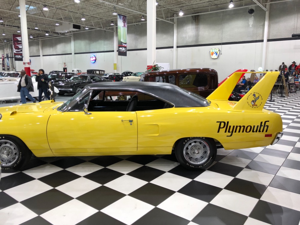 Used 1970 Plymouth Superbird -1 OWNER-ROTISSERIE RESTORED DOCUMENTED GALEN'S REGISTRY- | Mundelein, IL