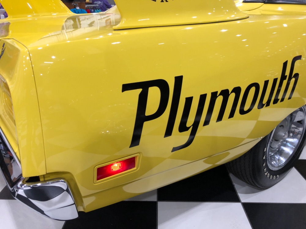 Used 1970 Plymouth Superbird -1 OWNER-ROTISSERIE RESTORED DOCUMENTED GALEN'S REGISTRY- | Mundelein, IL