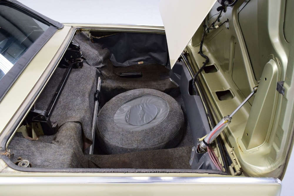 Used 1966 Lincoln Continental -LOW WHOLESALE PRICED AT $22,500-DONT WAIT!-CONVERTIBLE-WITH SUICIDE DOORS- | Mundelein, IL