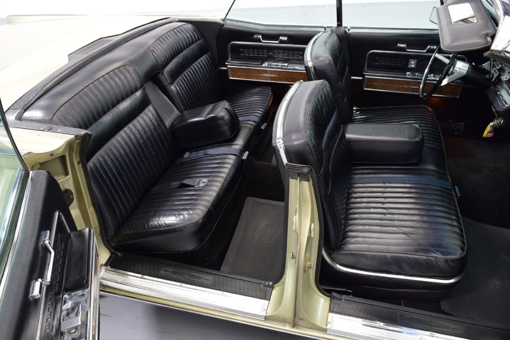 Used 1966 Lincoln Continental -LOW WHOLESALE PRICED AT $22,500-DONT WAIT!-CONVERTIBLE-WITH SUICIDE DOORS- | Mundelein, IL