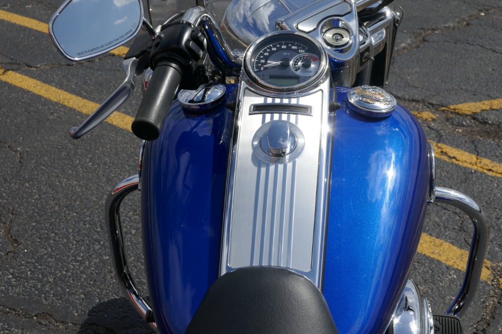 Used 2010 Harley Davidson Road King PRICE DROP !!! - TRIKE - SEE VIDEO | Mundelein, IL