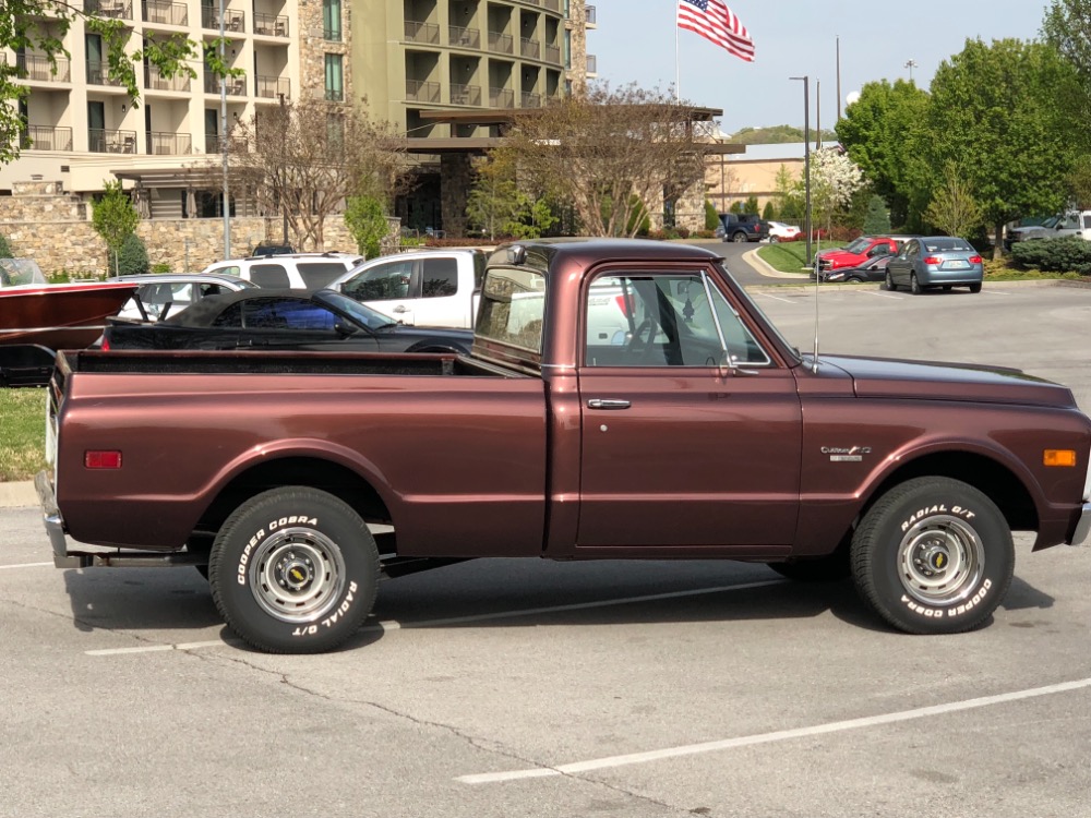 Used 1970 Chevrolet C-10 -CUSTOM/10-NEW PAINT-TENNESSEE  SHORT BED TRUCK- SEE VIDEO | Mundelein, IL
