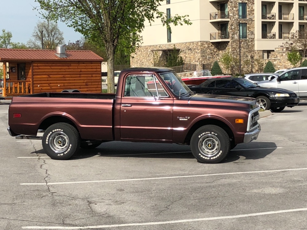 Used 1970 Chevrolet C-10 -CUSTOM/10-NEW PAINT-TENNESSEE  SHORT BED TRUCK- SEE VIDEO | Mundelein, IL