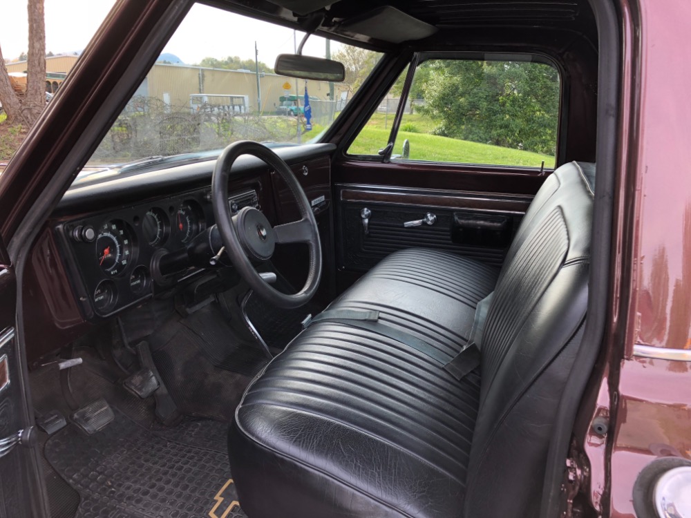 Used 1970 Chevrolet C-10 -CUSTOM/10-NEW PAINT-TENNESSEE  SHORT BED TRUCK- SEE VIDEO | Mundelein, IL