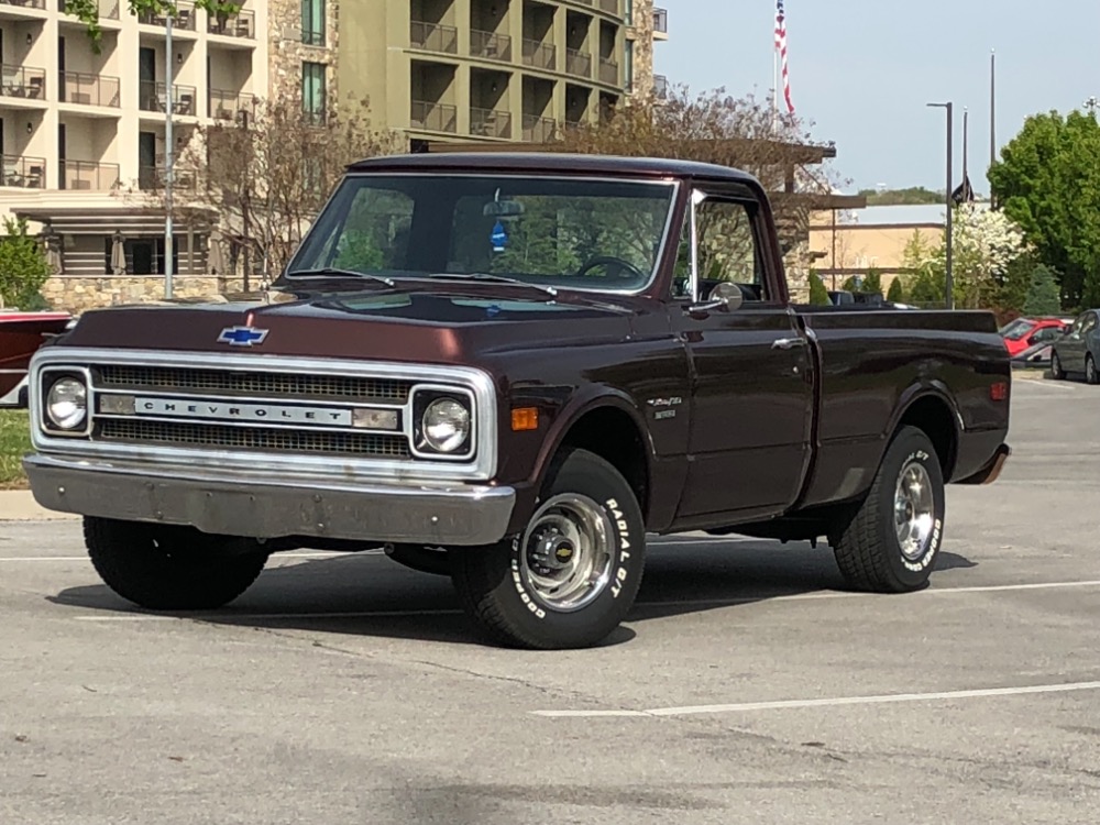 Used 1970 Chevrolet C-10 -CUSTOM/10-NEW PAINT-TENNESSEE  SHORT BED TRUCK- SEE VIDEO | Mundelein, IL