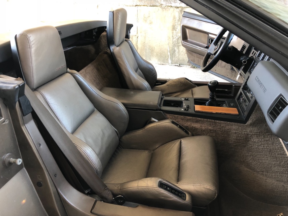 Used 1987 Chevrolet Corvette -Convertible 40,000 Original Miles-Garage Kept- Rare color Combo- SEE VIDEO | Mundelein, IL
