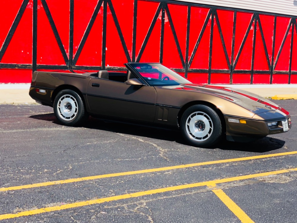 Used 1987 Chevrolet Corvette -Convertible 40,000 Original Miles-Garage Kept- Rare color Combo- SEE VIDEO | Mundelein, IL