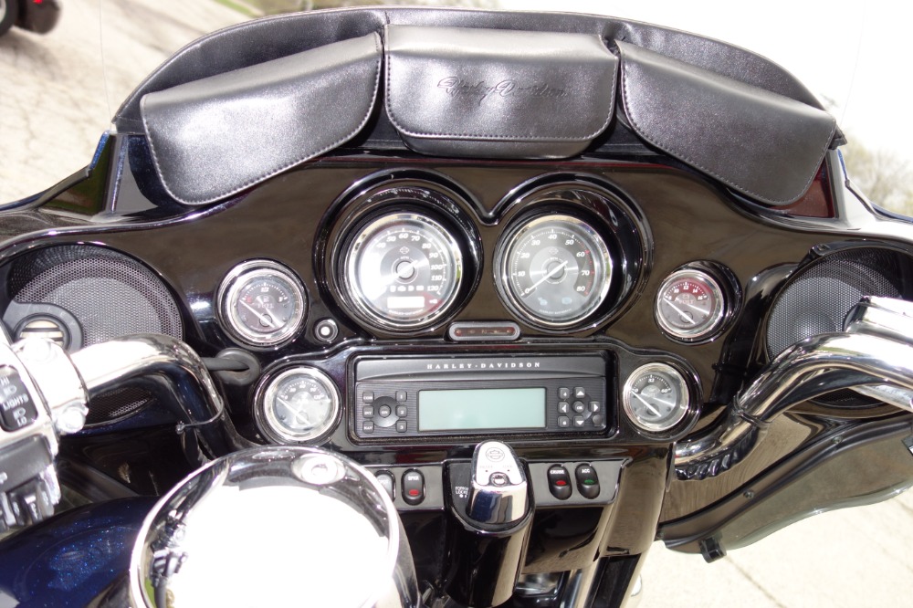 Used 2013 Harley Davidson Electra Glide Ultra - FLTHTK MODEL - GORGEOUS BIKE - SEE VIDEO | Mundelein, IL