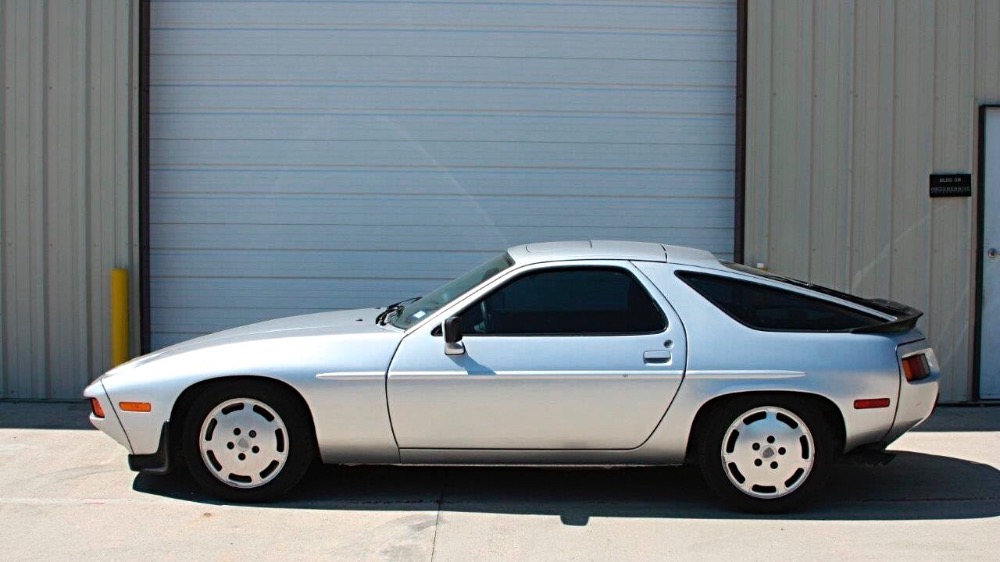 1985 Porsche 928 S THE SCARFACE CAR FROM TEXASSEE