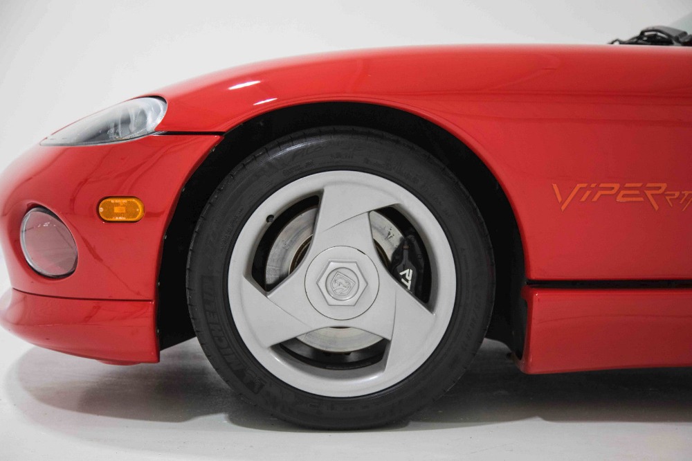 Used 1993 Dodge Viper -RT/10-EARLY PRODUCTION HAND ASSEMBLED-COLLECTORS CAR-LOW MILES-MINT-CLEAN | Mundelein, IL