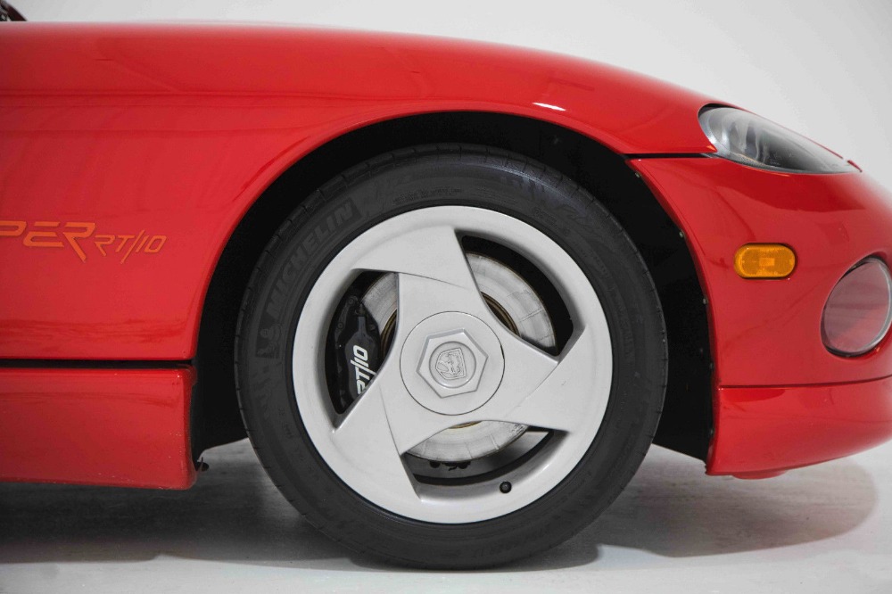 Used 1993 Dodge Viper -RT/10-EARLY PRODUCTION HAND ASSEMBLED-COLLECTORS CAR-LOW MILES-MINT-CLEAN | Mundelein, IL