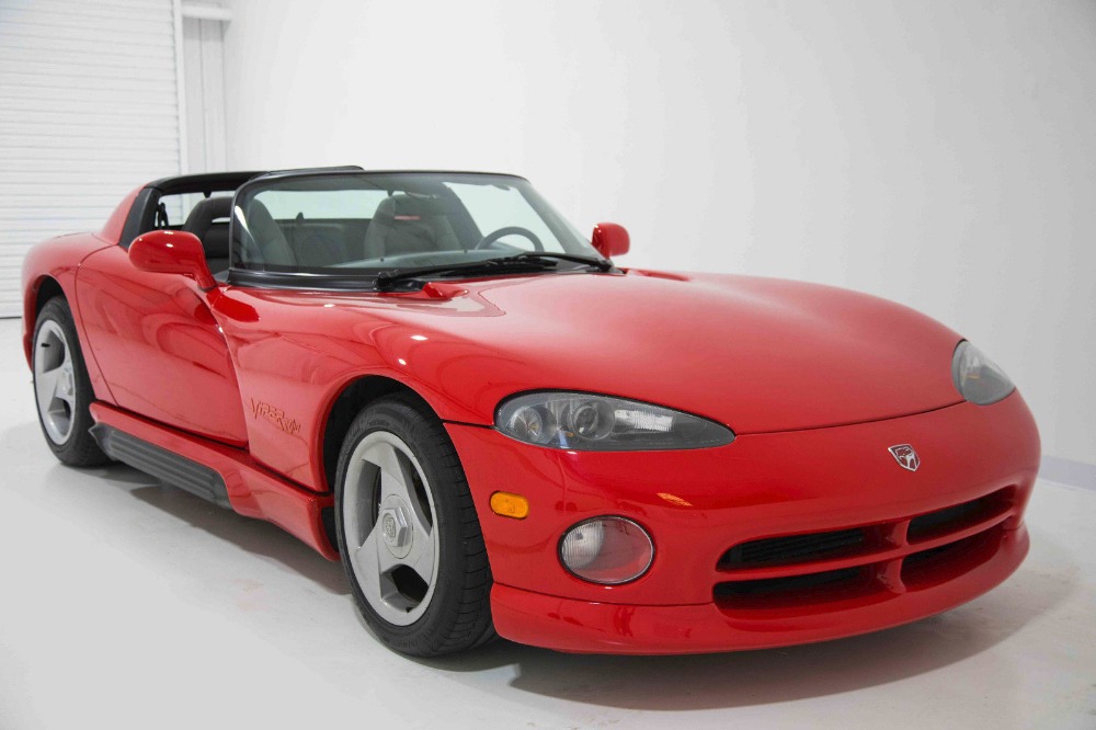 Used 1993 Dodge Viper -RT/10-EARLY PRODUCTION HAND ASSEMBLED-COLLECTORS CAR-LOW MILES-MINT-CLEAN | Mundelein, IL