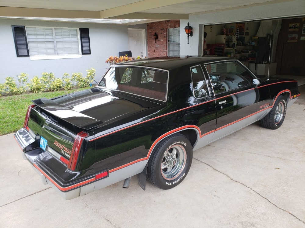 Used 1983 Oldsmobile Cutlass - 15th ANNIVERSARY HURST OLDS - CLEAN AND SOLID- | Mundelein, IL
