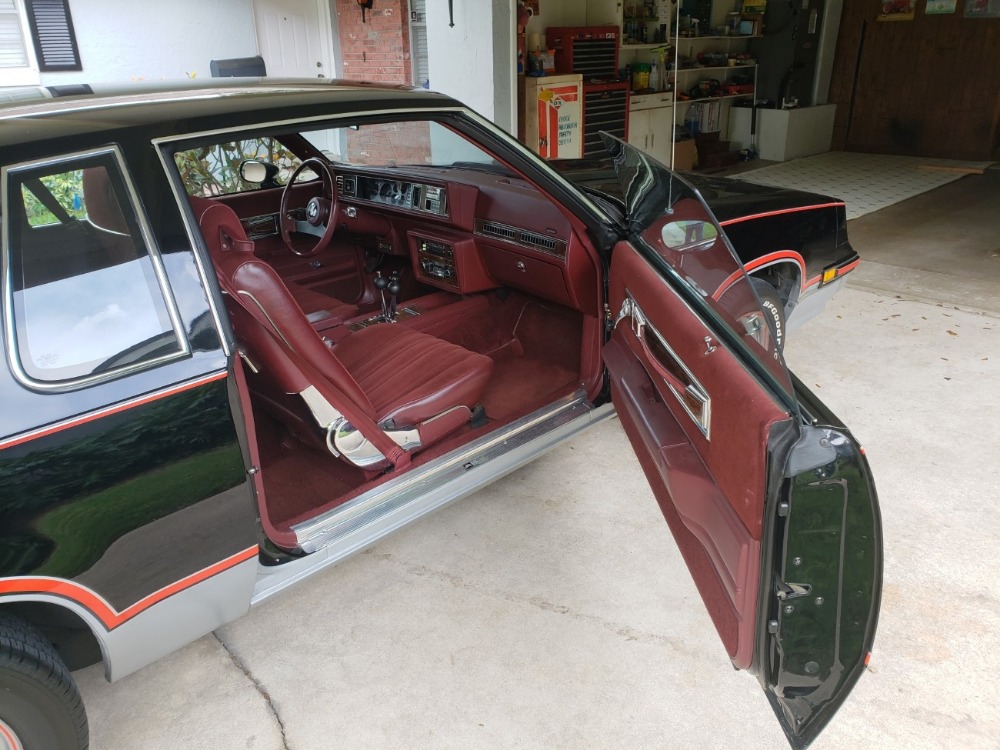 Used 1983 Oldsmobile Cutlass - 15th ANNIVERSARY HURST OLDS - CLEAN AND SOLID- | Mundelein, IL