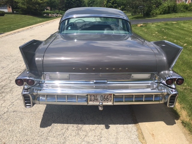 Used 1958 Cadillac Fleetwood - 60 SPECIAL 4 DOOR HARDTOP - CLASSIC CRUISER- | Mundelein, IL