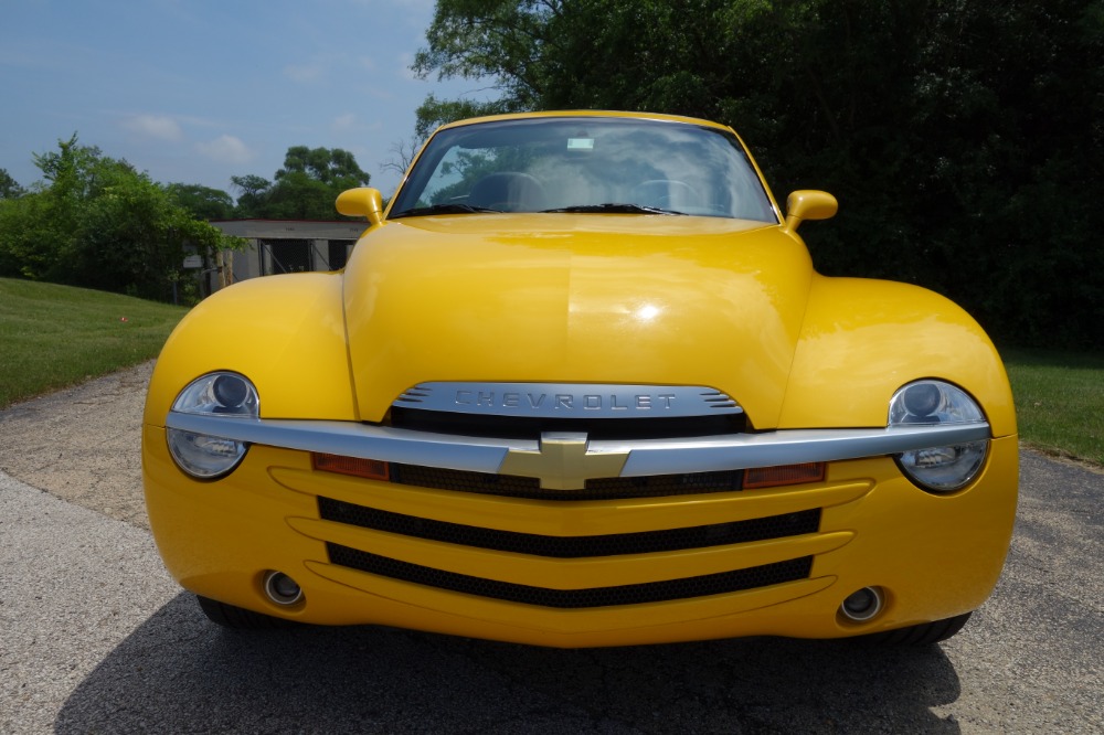 Used 2005 Chevrolet SSR -CONVERTIBLE - 390HP WITH 405 LB FT TORQUE- SEE VIDEO | Mundelein, IL