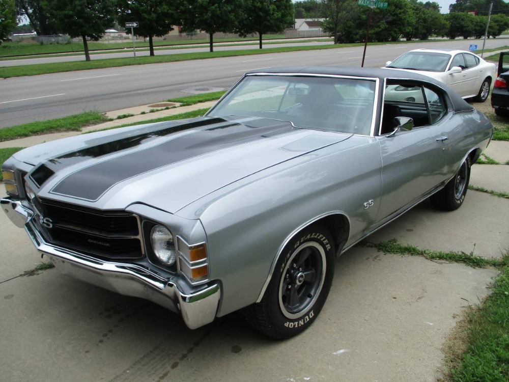 Used 1971 Chevrolet Chevelle -SS-CORTEZ SILVER-CRUISE N STYLE | Mundelein, IL
