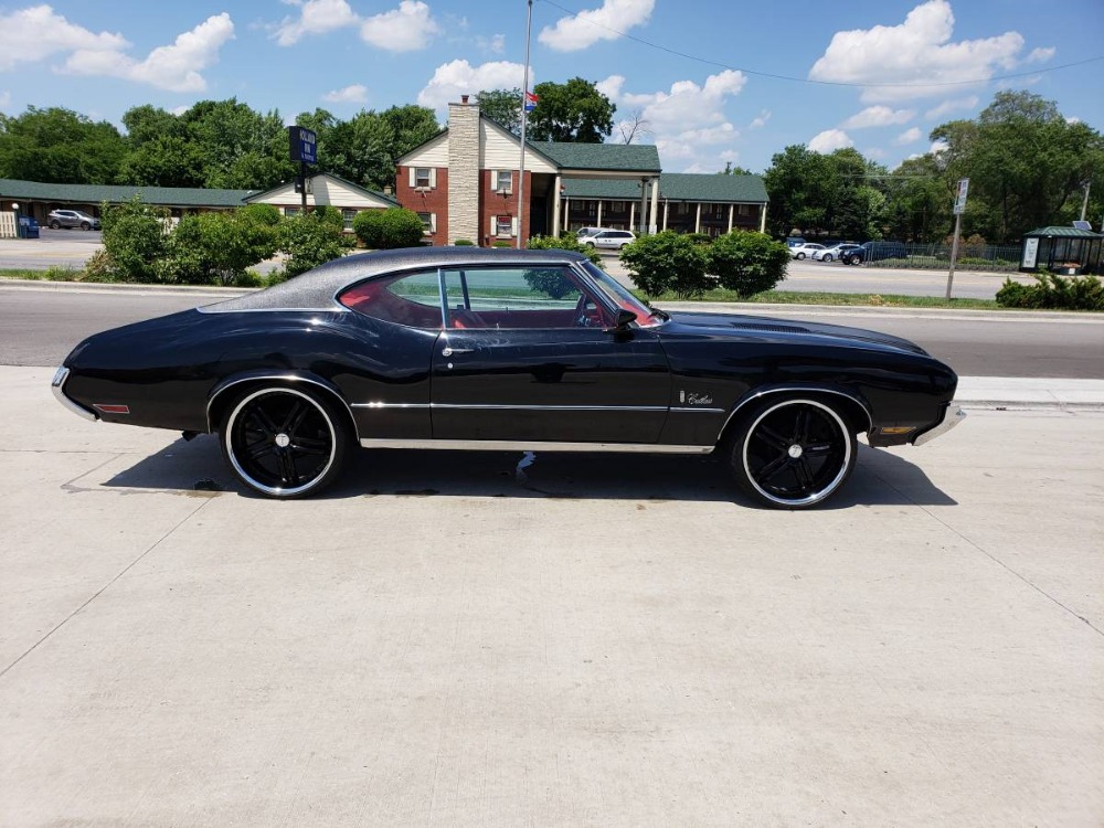 Used 1972 Oldsmobile Cutlass -S MODEL-POPPING RED INTERIOR- | Mundelein, IL
