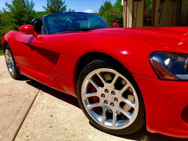 Used 2005 Dodge Viper - SRT-10 - READY TO RIDE | Mundelein, IL