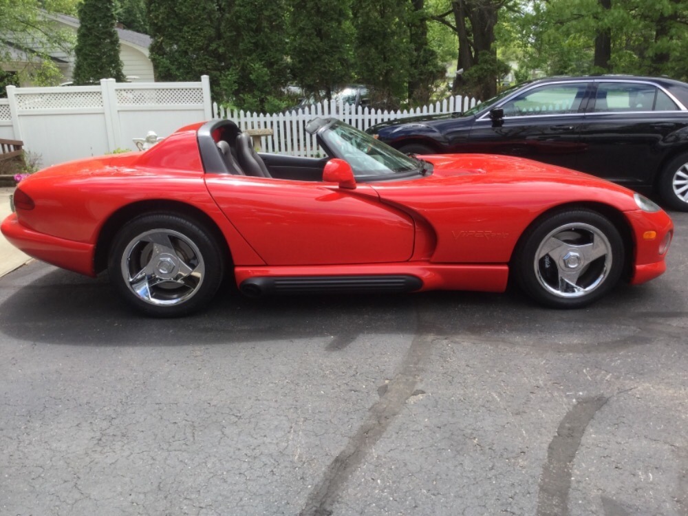 Used 1994 Dodge Viper -RT/10 ONLY 12,303 MILES-LIKE NEW-CLEAN CARFAX-INVESTMENT GRADE-LOW PMTS- | Mundelein, IL
