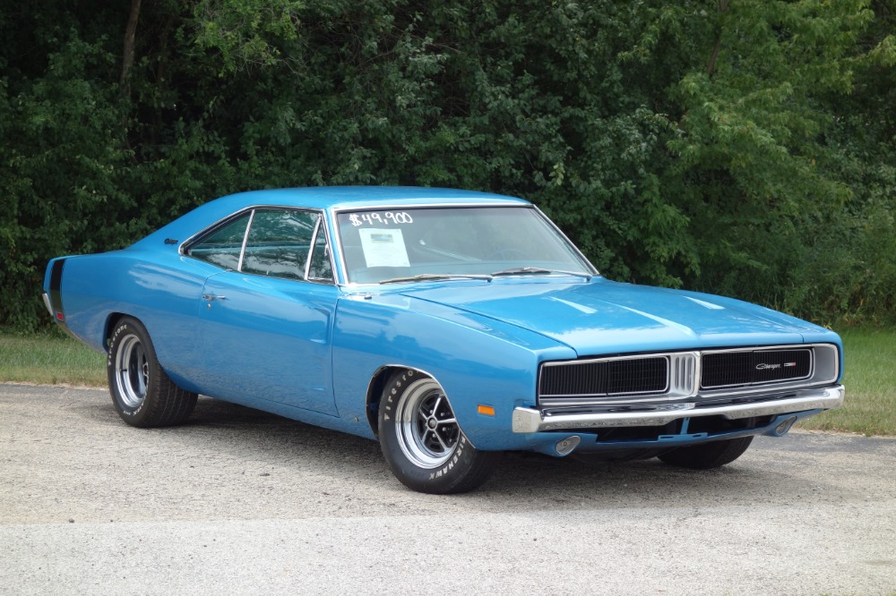 Used 1969 Dodge Charger -CLEARANCE-FRAME UP RESTORED-440 BIG BLOCK-EASY FINANCING-CALIFORNIA MOPAR- | Mundelein, IL
