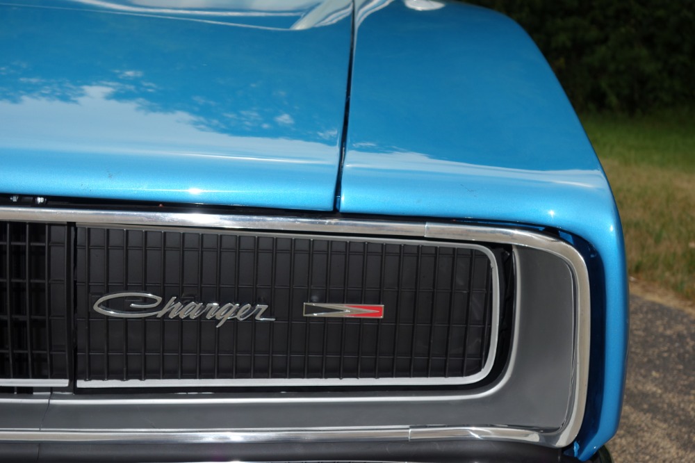 Used 1969 Dodge Charger -CLEARANCE-FRAME UP RESTORED-440 BIG BLOCK-EASY FINANCING-CALIFORNIA MOPAR- | Mundelein, IL