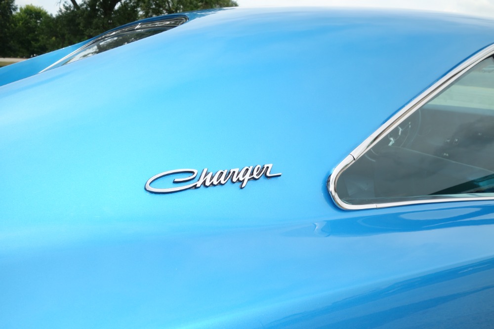 Used 1969 Dodge Charger -CLEARANCE-FRAME UP RESTORED-440 BIG BLOCK-EASY FINANCING-CALIFORNIA MOPAR- | Mundelein, IL
