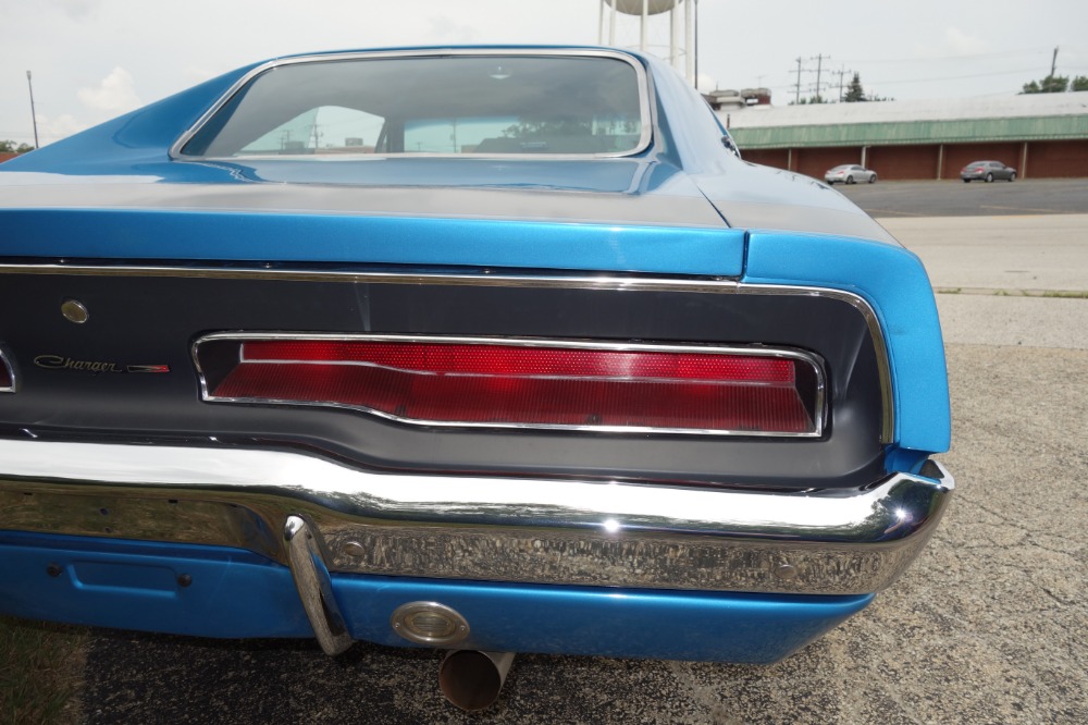 Used 1969 Dodge Charger -CLEARANCE-FRAME UP RESTORED-440 BIG BLOCK-EASY FINANCING-CALIFORNIA MOPAR- | Mundelein, IL