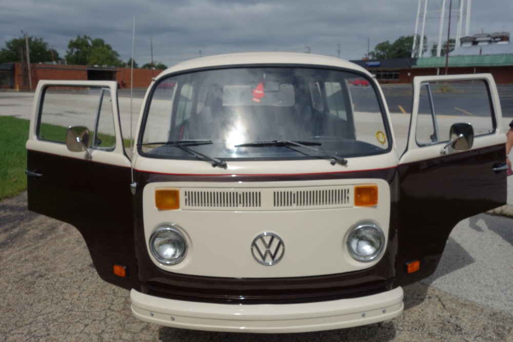 Used 1977 Volkswagen Bus -CRUISE N STYLE - SEE VIDEO | Mundelein, IL