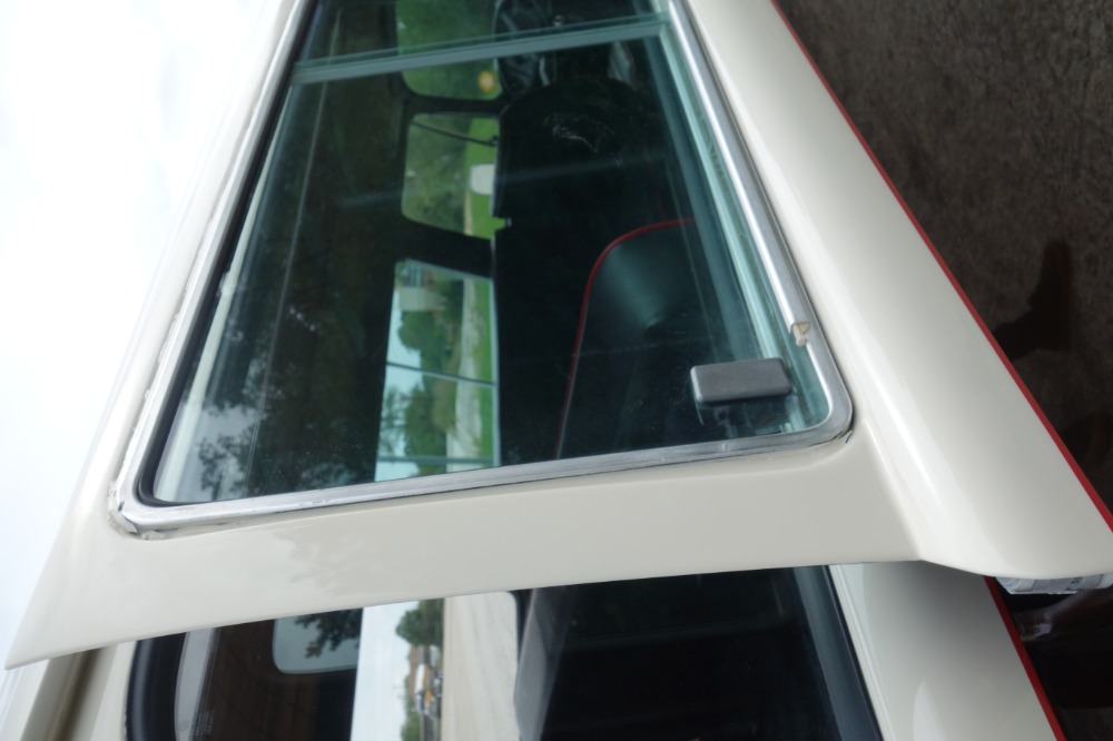 Used 1977 Volkswagen Bus -CRUISE N STYLE - SEE VIDEO | Mundelein, IL