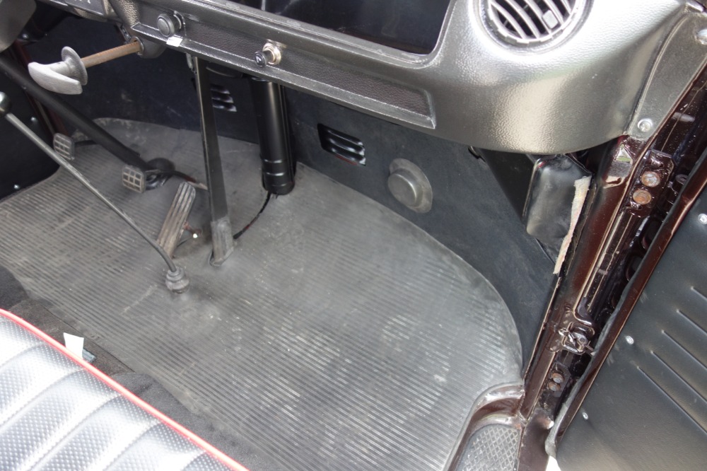 Used 1977 Volkswagen Bus -CRUISE N STYLE - SEE VIDEO | Mundelein, IL