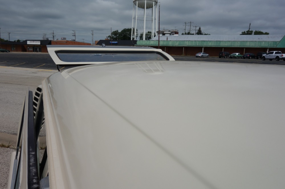 Used 1977 Volkswagen Bus -CRUISE N STYLE - SEE VIDEO | Mundelein, IL